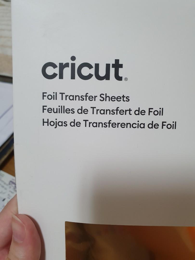 Official Cricut gold foil transfer sheet for gold foiling card making