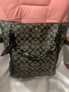 Personal preloved bag coach