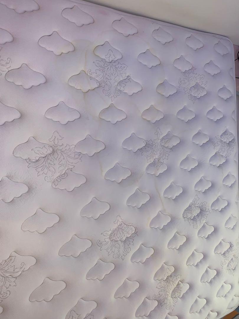 SERTA Thick King Size Mattress , Furniture & Home Living, Furniture