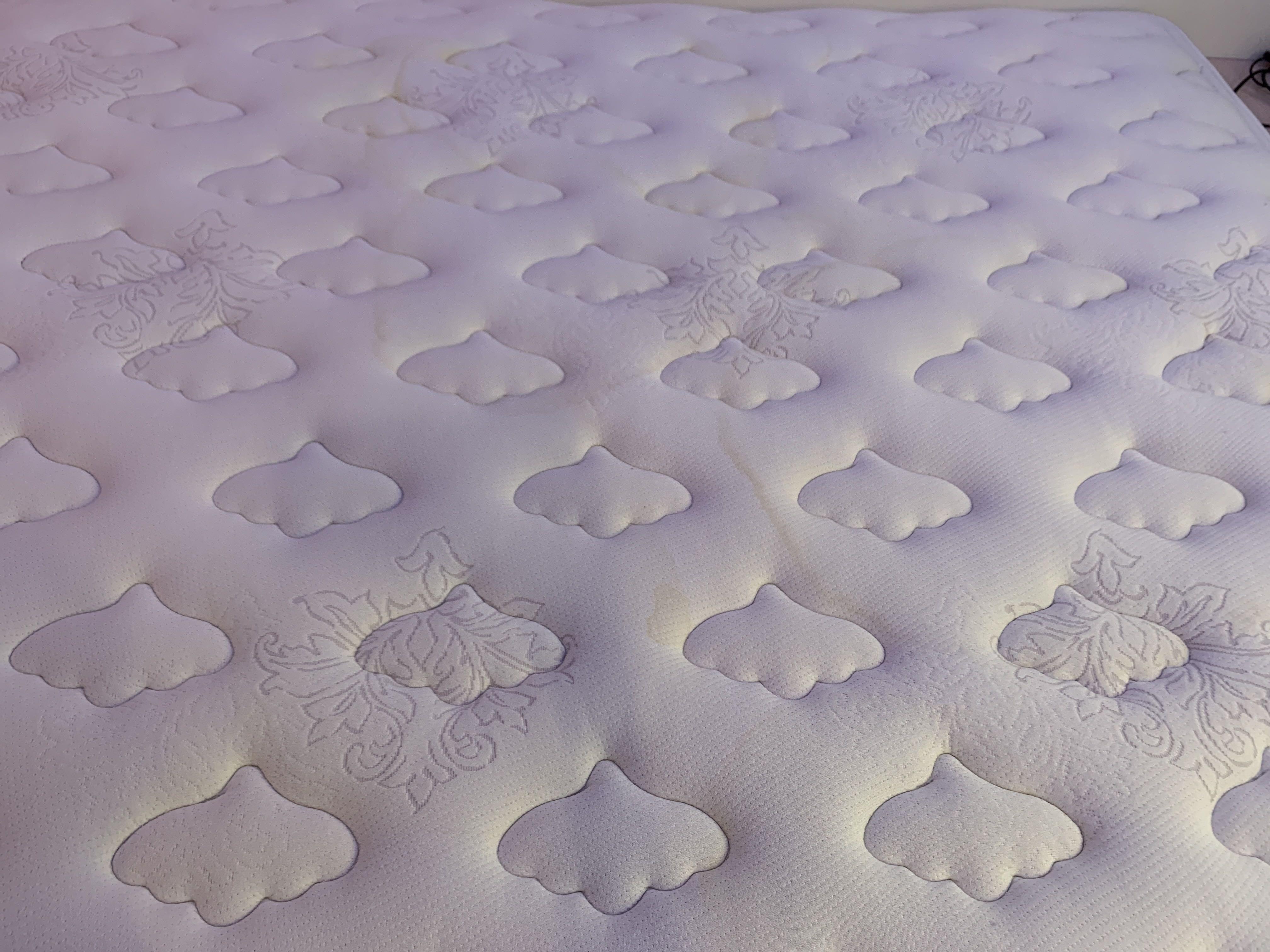 SERTA Thick King Size Mattress , Furniture & Home Living, Furniture