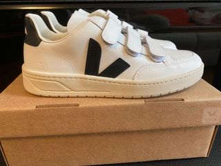 （分類：）位於 。 由 kawwwka 提交（商品編號 1091370626，圖片 1）。簡介： 。