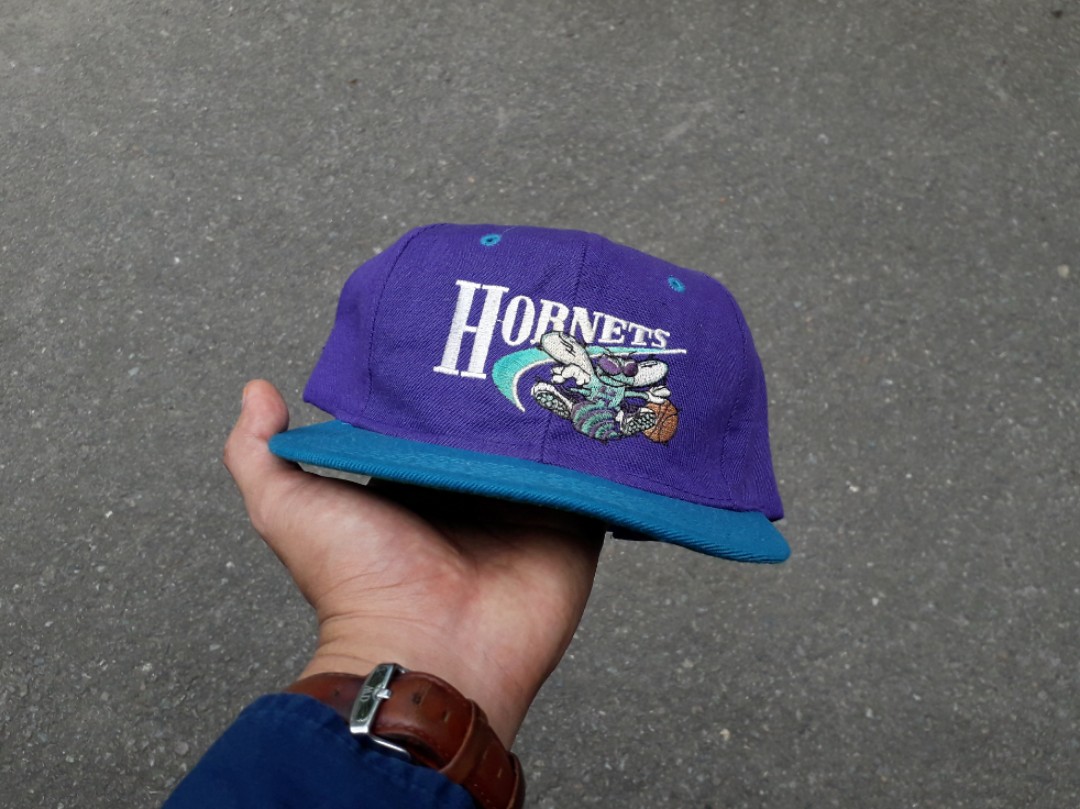 Vtg Charlotte Hornets Bee Logo NBA Hat 