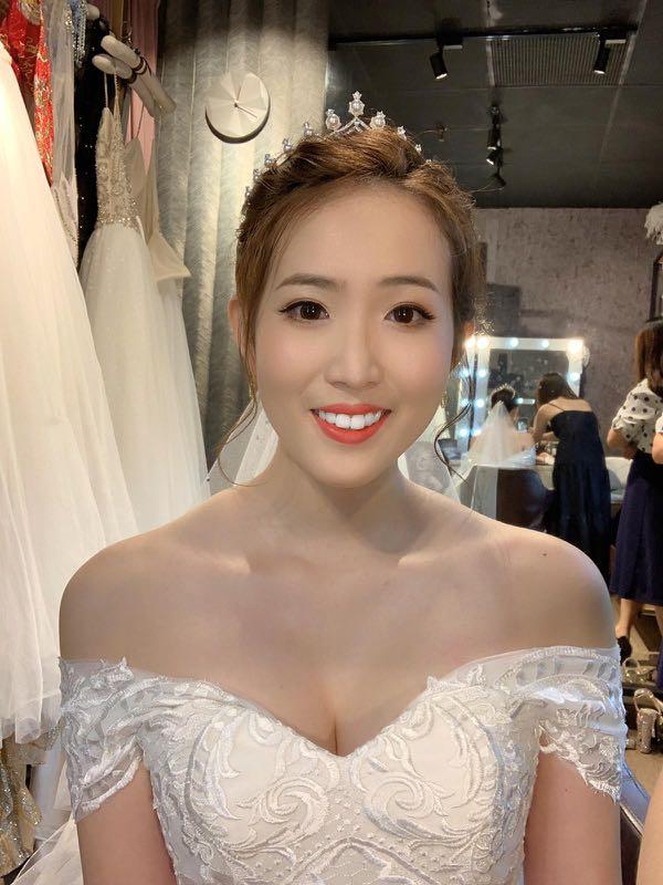 White gown jewellery store