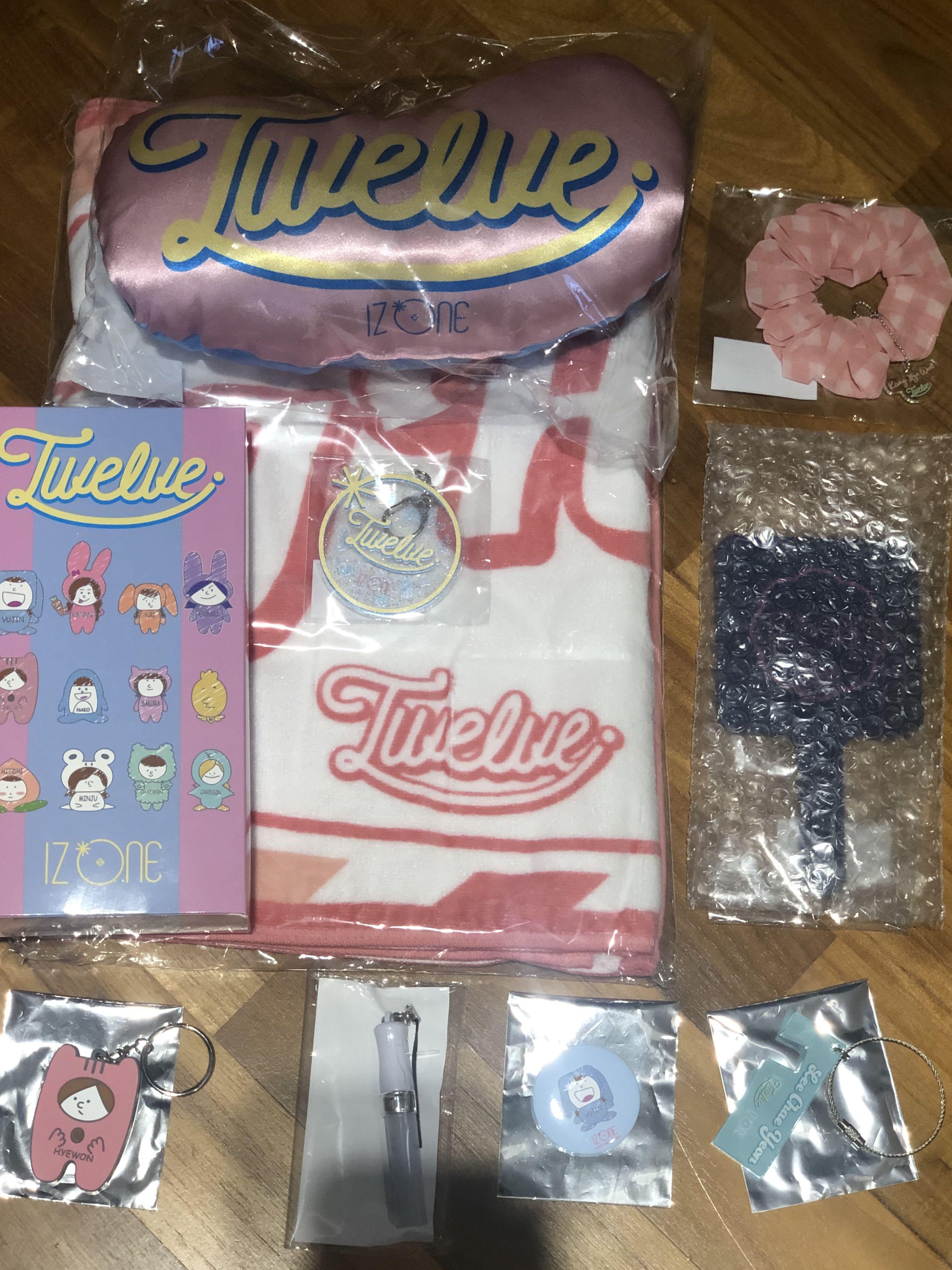 WTS izone iz*one twelve merchandise official, Hobbies Toys