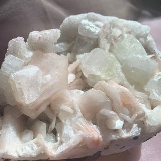 （分類：）位於 。 由 malinawu 提交（商品編號 1093398209，圖片 1）。簡介： 。