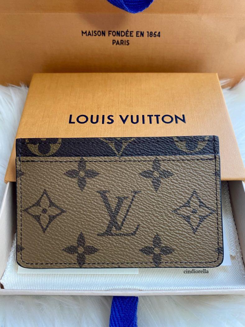 Authentic LV Reverse Mono Cardholder (Category: Luxury Bags & Wallets) located in Makati City. Submitted by cindiorella (Listing ID 1093354213, Image 1). Description: Brand New 100% guaranteed authentic Comes complete Embedded with hidden micro chip (no date code).
