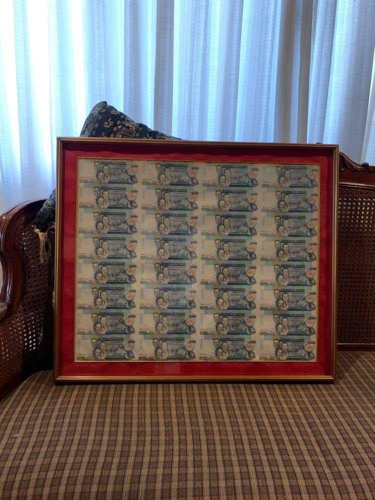 Bank Notes in a Frame (Category: Wall Decor) located in Taguig. Submitted by xpatriziam (Listing ID 1093383015, Image 1). Description: In perfect condition.