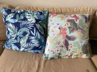 Bed bath clearance n table cushions