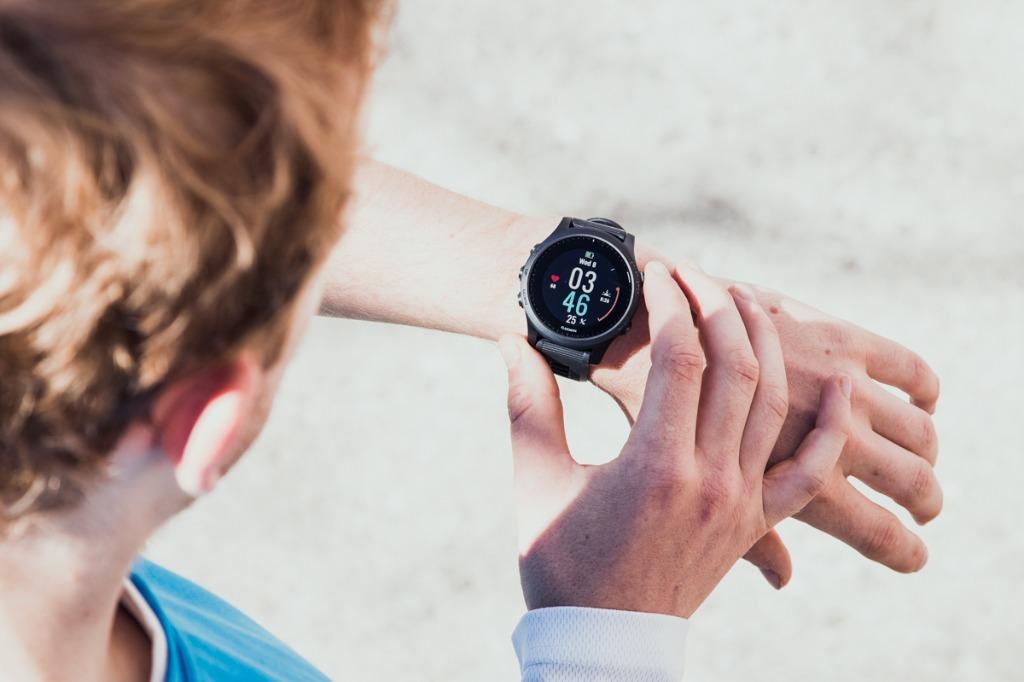 PM FOR STOREWIDE DISCOUNT INSTALMENT AVAILABLE BRAND NEW Garmin Forerunner 945 Official Garmin Warranty