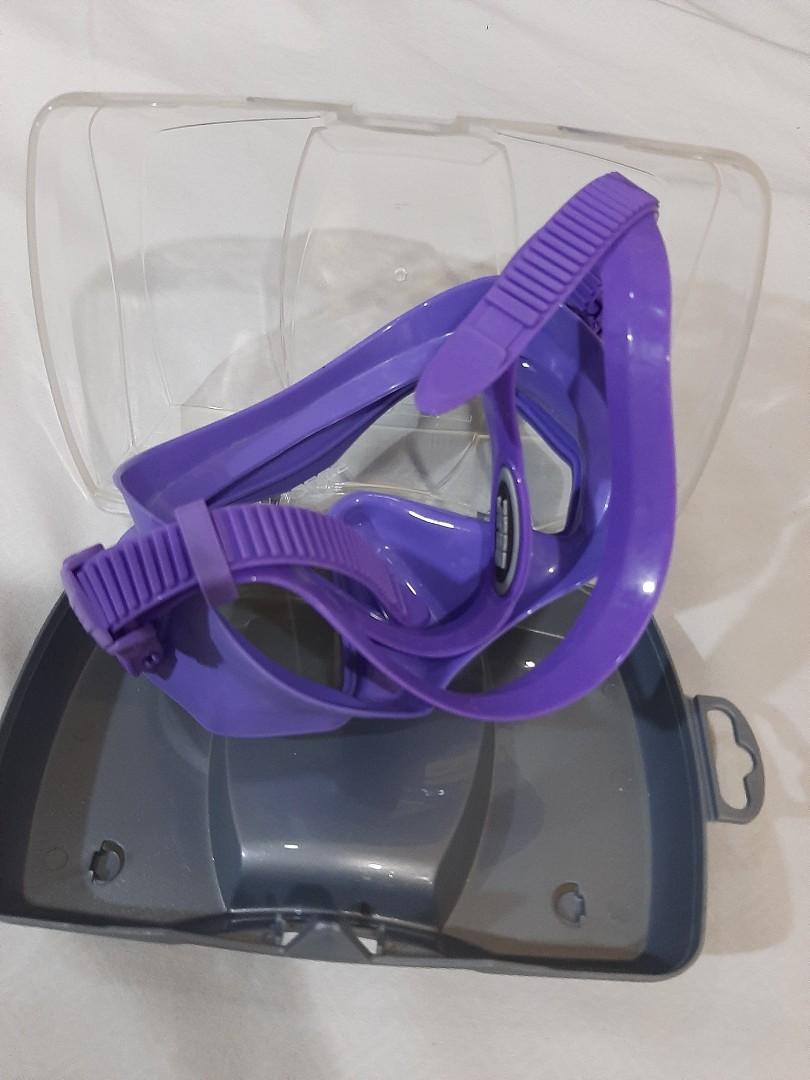 BTS Dive Mask (Category: Other Sports Equipment and Supplies) located in Makati City. Submitted by cpippa (Listing ID 1093402189, Image 2). Description: BTS Inspired dive mask -Purple -used once -SEAC Brand -only one available in store when I bought it 🤗 -you can check first before buying 😊.