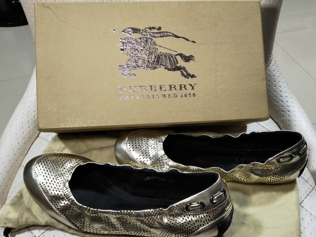 Burberry London doll shoes Women s Fashion Footwear Flats Sandals on Carousell