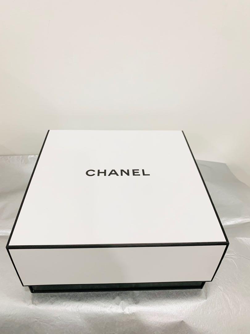 Chanel Gift Box, Luxury, Accessories on Carousell