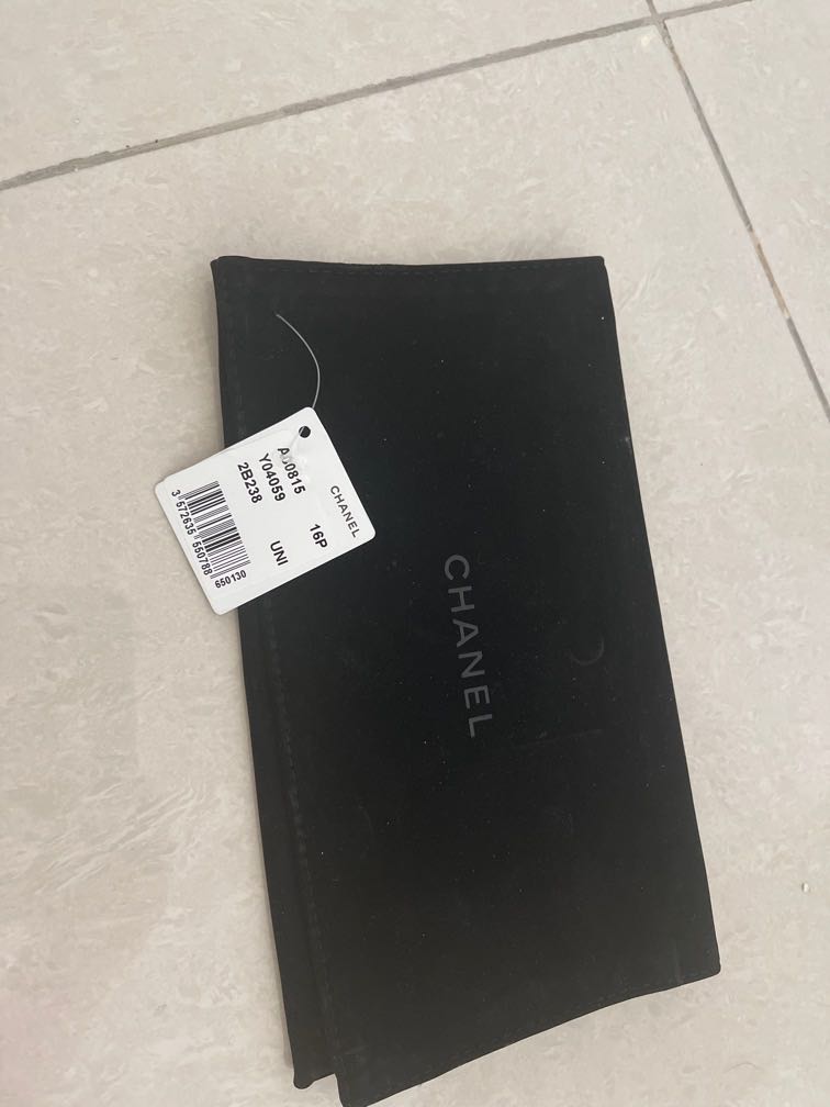 Chanel wallet dust bag store
