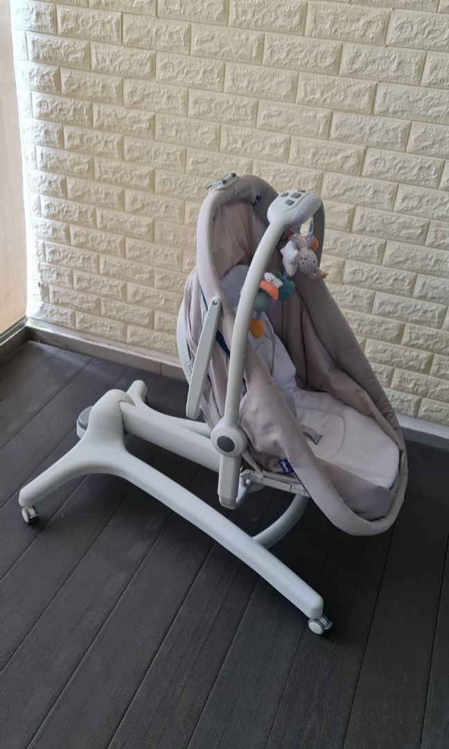 Chicco Baby hug 4 in 1 Glacial, Babies & Kids, Baby Nursery & Kids