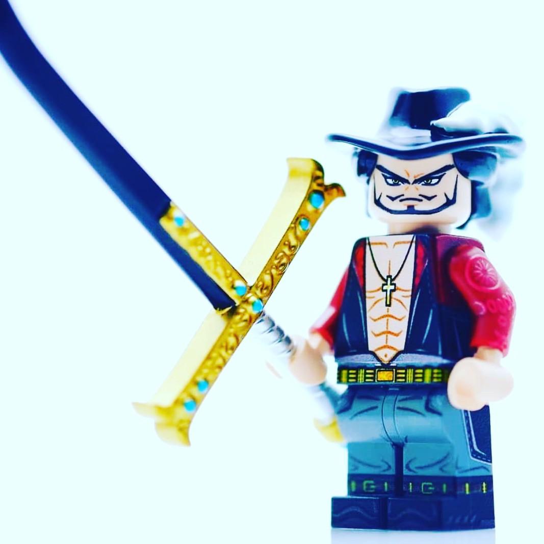 Custom Lego Compatible One Piece Dracule Mihawk Minifigure
