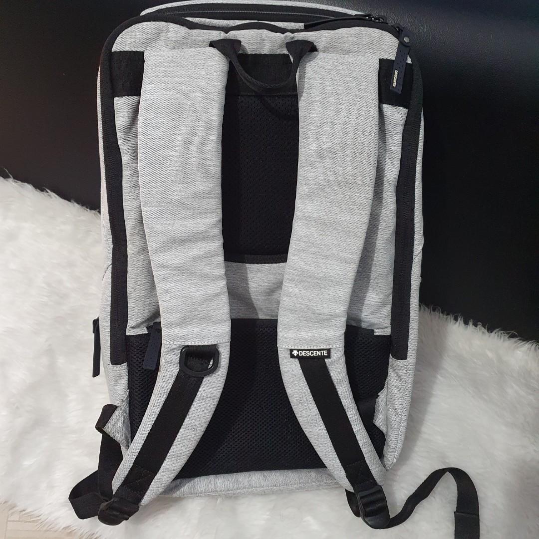 Descente backpack deals price