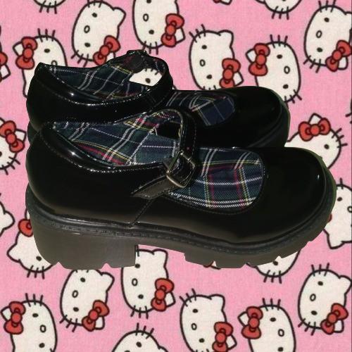 docmart mary jane