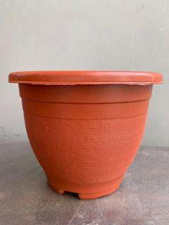 flower pot furniture home living gardening pots planters on carousell