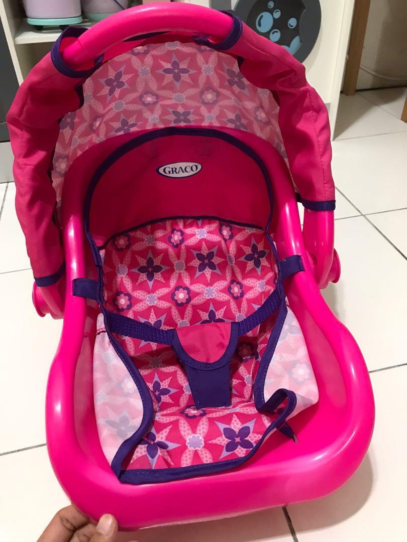 Graco baby doll carrier deals