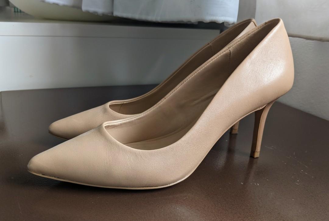 Great condition* Aldo Nude Heels (Size