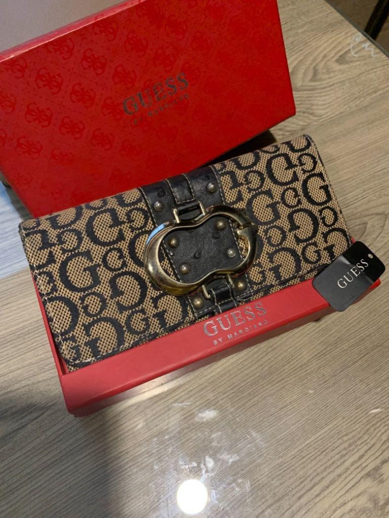 Guess Original Wallet, Fesyen Wanita, Tas & Dompet di Carousell