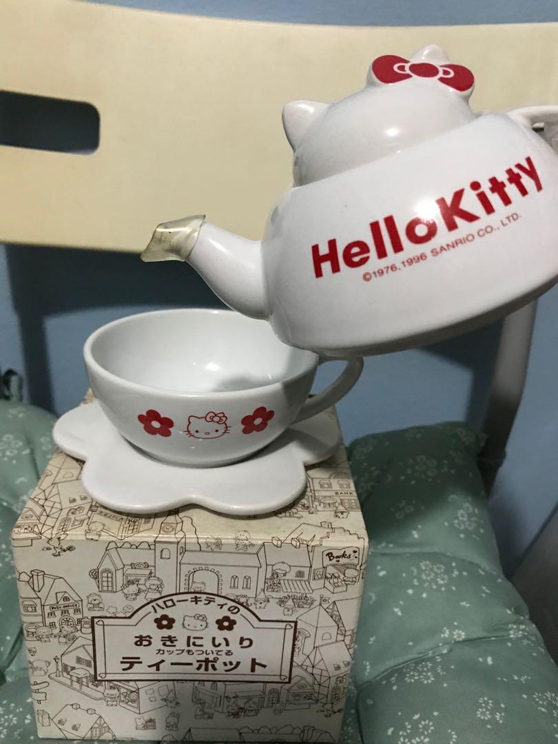 Hello Kitty Teapot set(made in Japan), Furniture & Home Living