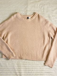 (Category: ) located in . Submitted by new.fypreloved_ (Listing ID 1093422727, Image 1). Description: .
