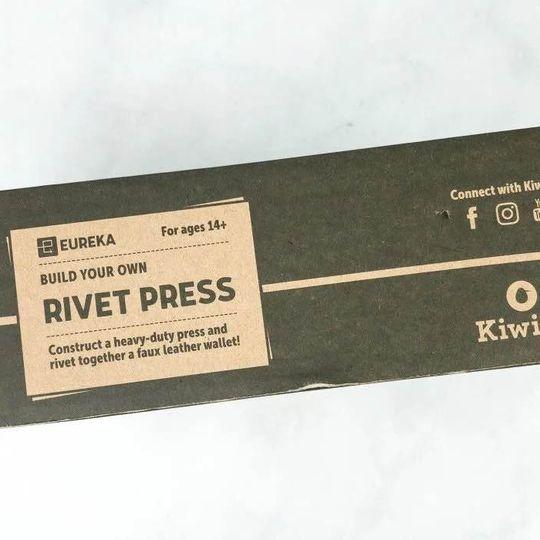 KiwiCo Eureka Crate Rivet Press Kit STEM-related gift組裝模型, 興趣及遊戲, 旅行 ...