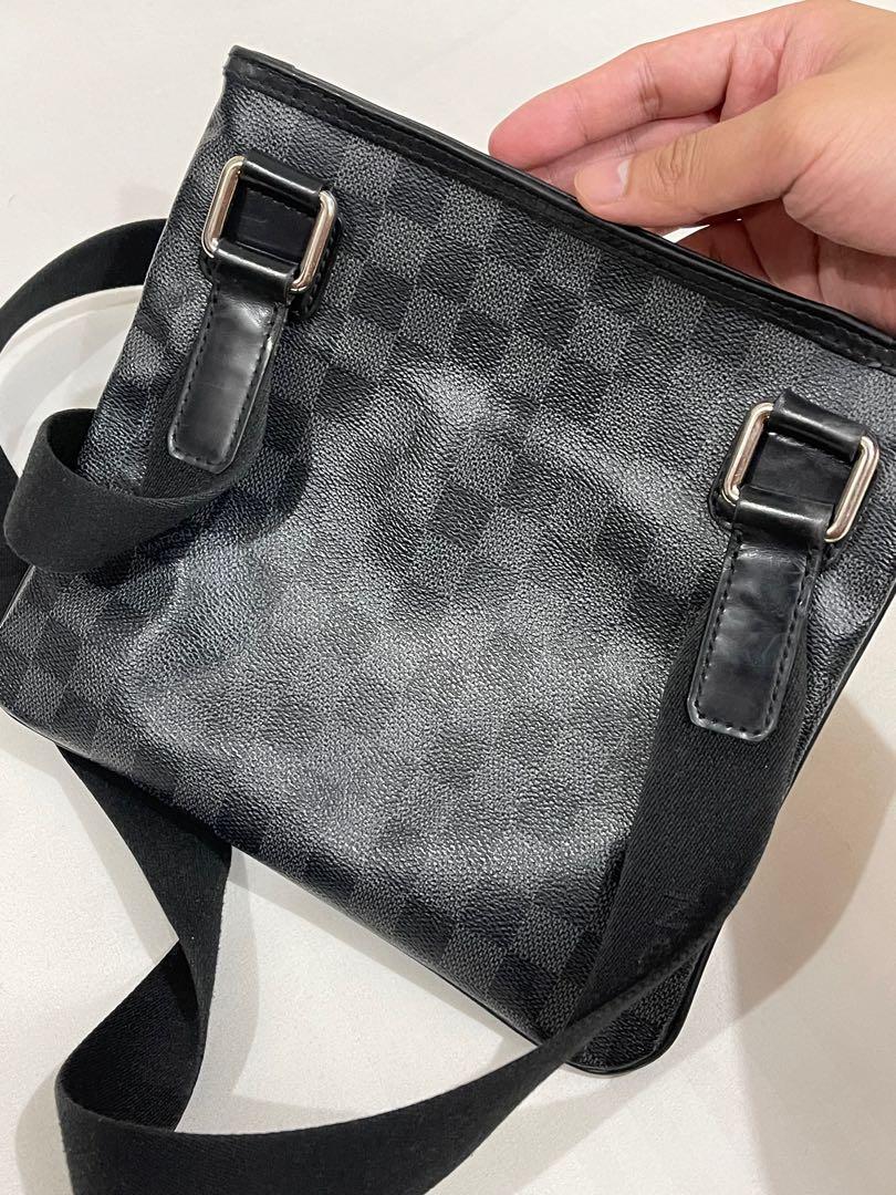 $1900 Louis Vuitton Black Damier Graphite Thomas Messenger Bag - Lust4Labels