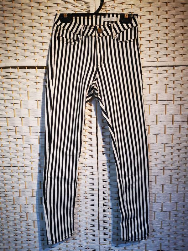 Lowry Farm XS Black and White Striped 