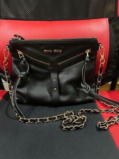 (Category: ) located in . Submitted by aaliascheapfinds (Listing ID 1093293452, Image 1). Description: .