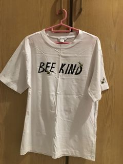 (Category: ) located in . Submitted by foruapparel_x (Listing ID 1093391982, Image 1). Description: .