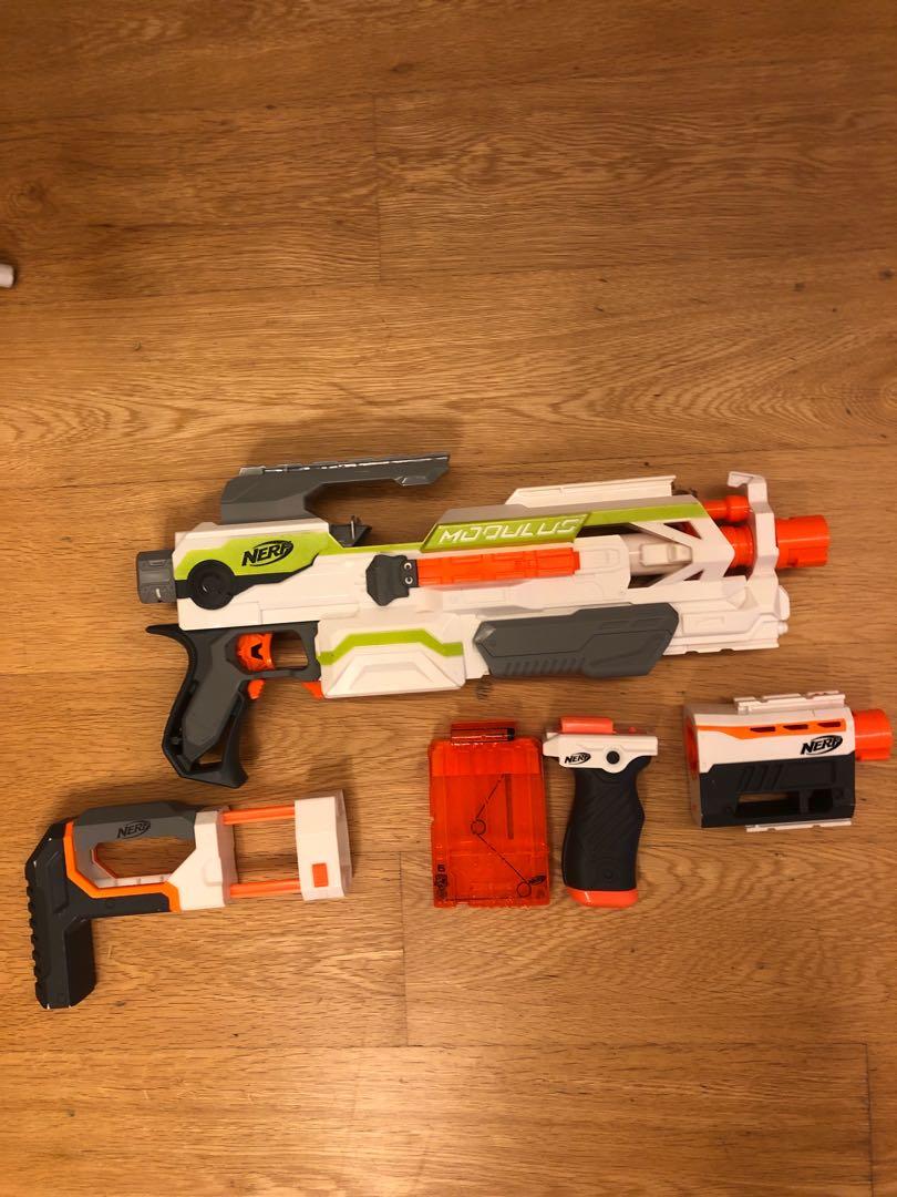 nerf modulus+ attachments （分類：動作及對戰玩具）位於 Hong Kong。 由 spicyicicle 提交（商品編號 1091864701，圖片 3）。簡介： nerf modulus 90% new still functional 正常運作 include 6 dart clip/magazine include attachments 包配件 no box no bullets 唔包子彈。