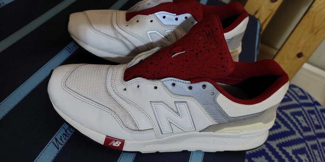 New balance 977h, Men's Fashion, Footwear, Sneakers on Carousell