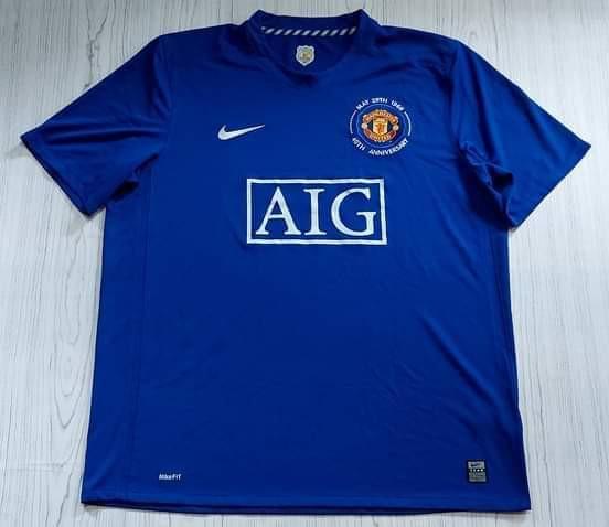 NIKE Dri-fit "Manchester United" for Men Size: XL on (Made in Morocco), Men's Fashion, Activewear Carousell