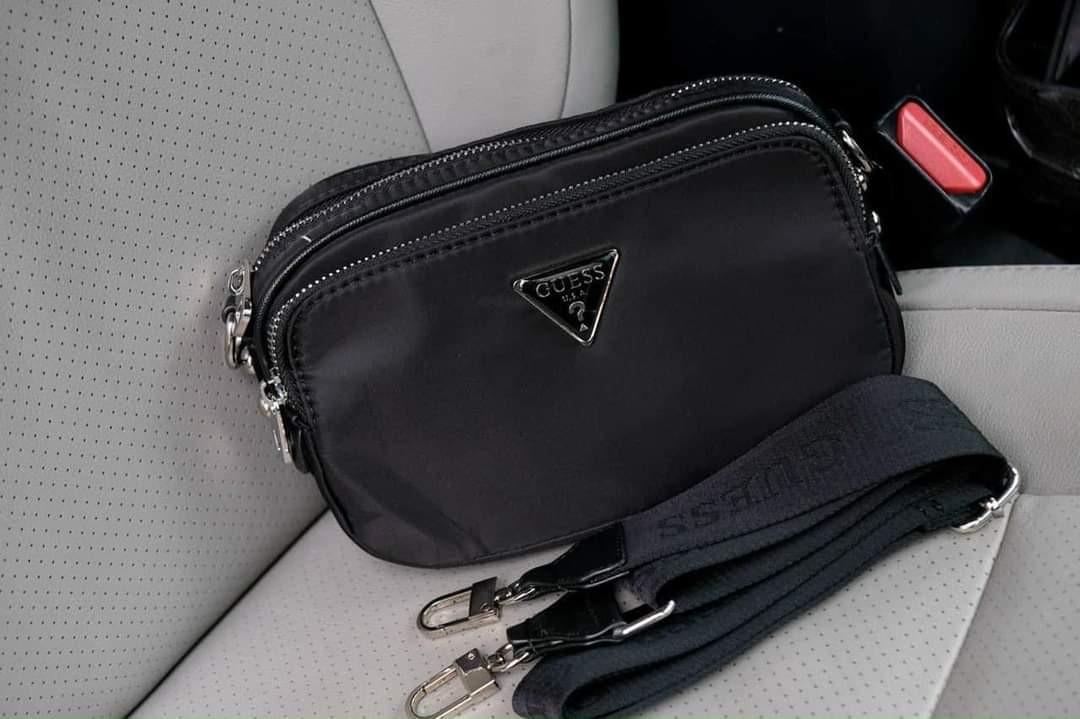 Guess Little Bay Crossbody Camera