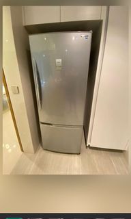 (Category: ) located in . Submitted by shah7883 (Listing ID 1093379145, Image 1). Description: .