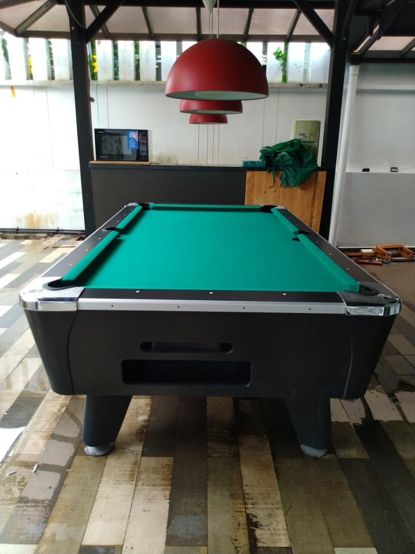 Pool Table Valley Panther, Furniture & Home Living, Furniture, Tables