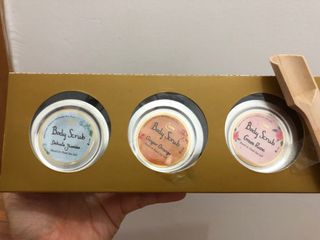 （分類：）位於 。 由 vienna08 提交（商品編號 1093372245，圖片 1）。簡介： 。