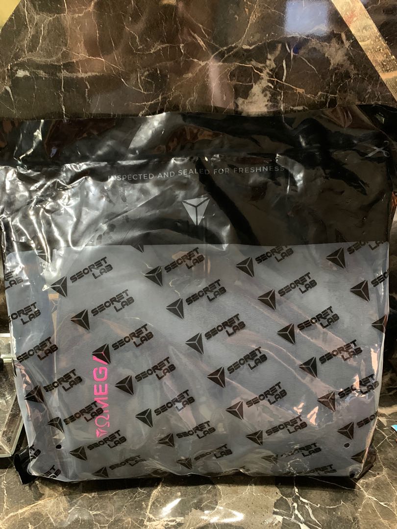 Secretlab lumbar pillow pink, Furniture & Home Living, Home Decor