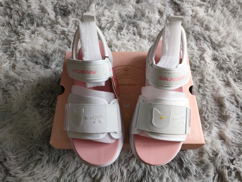 Sailor moon best sale sandals skechers