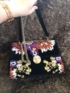 (Category: ) located in . Submitted by shoplinx (Listing ID 1093312083, Image 1). Description: .