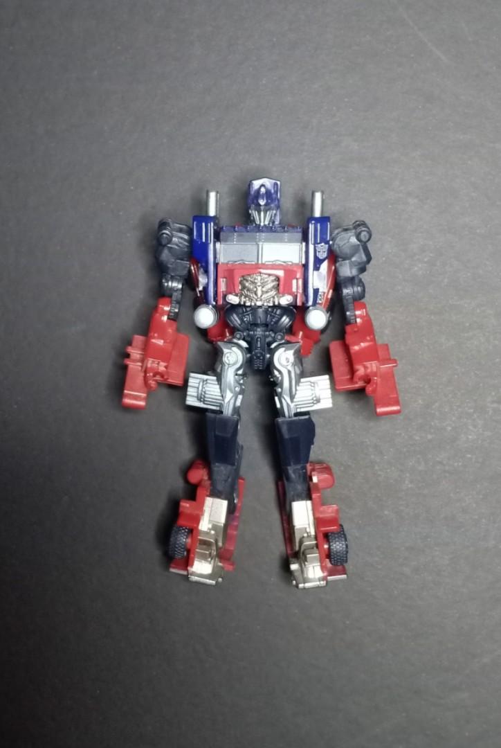 Transformers dotm 2025 optimus prime toy