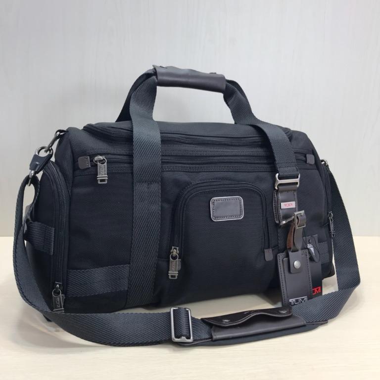 Tumi maxwell gym bag top