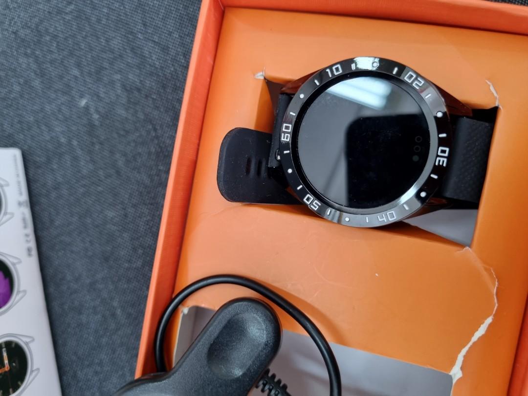 Hybrid online smartwatch wearfit
