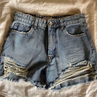 (Category: ) located in . Submitted by s.4ffy (Listing ID 1093276406, Image 1). Description: .