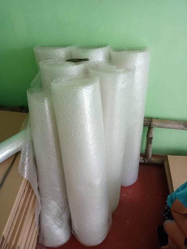 40” x 10 meters Bubblewrap (tingi) (Category: Storage Boxes & Baskets) located in Quezon City. Submitted by gq.packagingsupplies.ph (Listing ID 1093643911, Image 2). Description: 𝗕𝗿𝗮𝗻𝗱𝗻𝗲𝘄 𝗕𝗮𝗹𝗶𝗸𝗯𝗮𝘆𝗮𝗻 𝗕𝗼𝘅 🛒33” x 19” x 19” (heavy duty / double wall) 🛒20” x 20” x 20” (double wall) 🛒20” x 20” x 20” (single wall) 🛒18” x 16” x 18” (single wall) 𝟮𝗻𝗱 𝗵𝗮𝗻𝗱/𝘂𝘀𝗲𝗱 𝗯𝗼𝘅 🛒22” x 12” x 12 for 6gallon (doublewall) 🛒13” x 13”