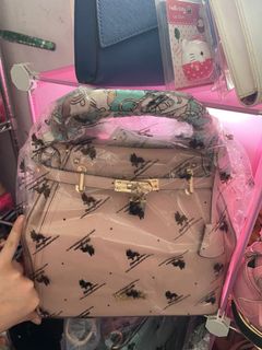 由 vicky667669 (刊登 ID 1093657057，圖片 1) 提交，位於 的 (類別：)，說明：。