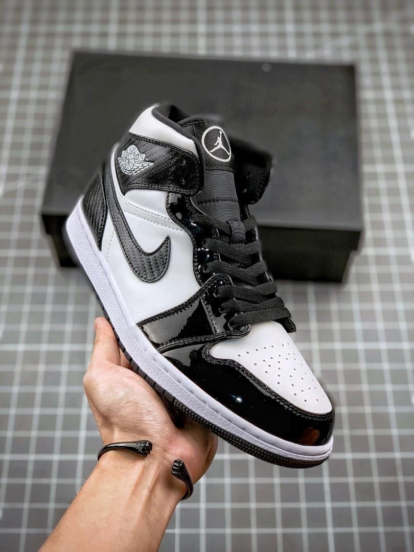 Air Jordan 1 Mid 全明星漆皮Size：36 36.5 37.5 38 38.5 39 40 40.5 41 42 42.5 43 44  44.5 45 46, 女裝, 上衣, 長袖衫- Carousell
