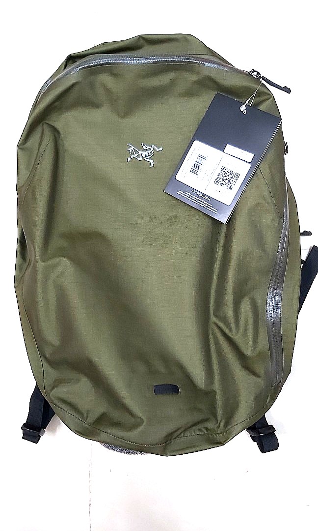 Arc'teryx Granville 16 zip backpack 